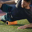 Kép 3/4 - TriggerPoint Grid Travel Foam Roller utazáshoz 25x10cm fekete